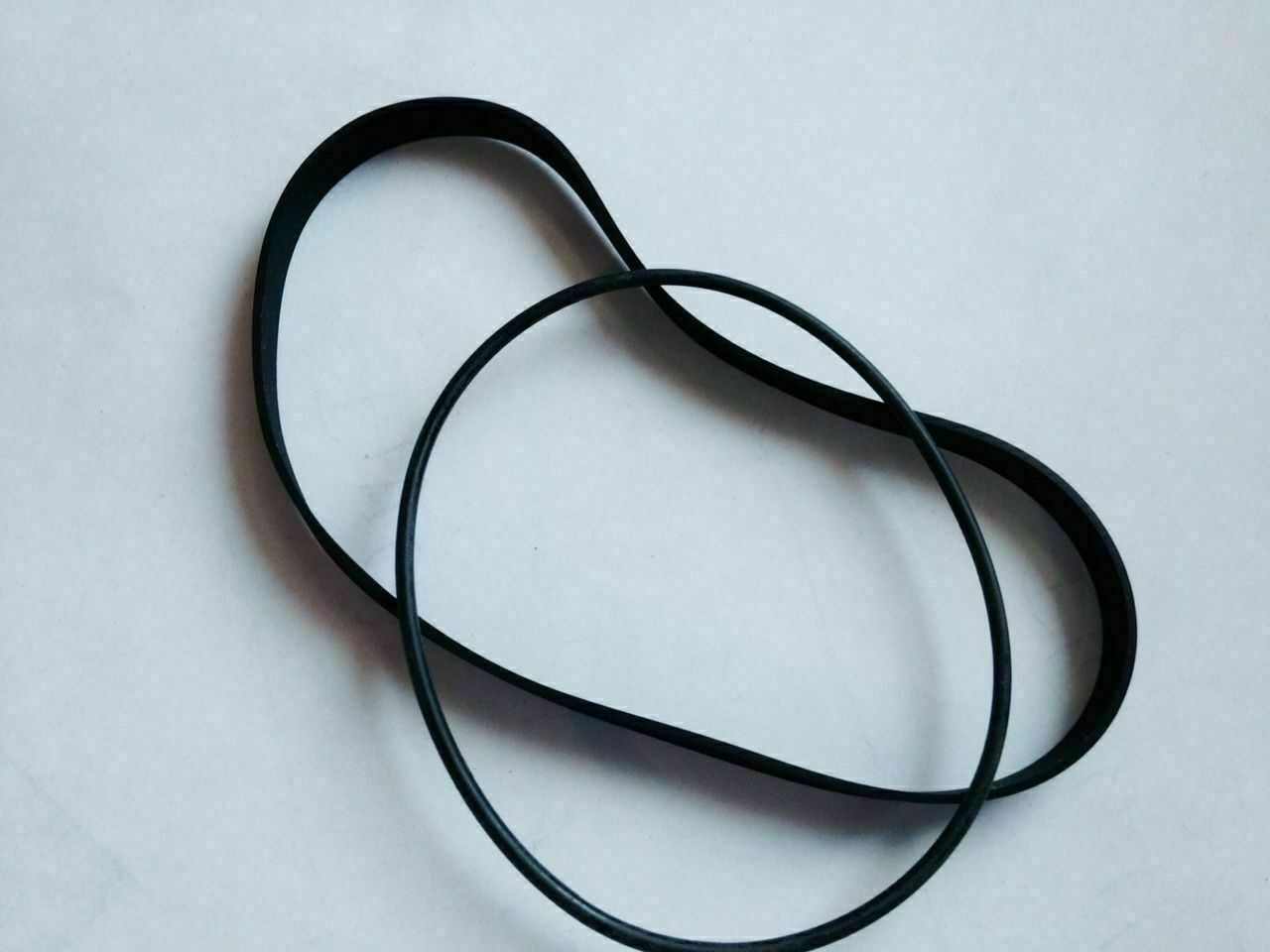 2-NEW-Replacement-BELTS-for-Fisher-CR-35-Stereo-Cassette-Deck-153139311942 *2 NEW Replacement BELTS* for Fisher CR-35 Stereo Cassette Deck - Image 1