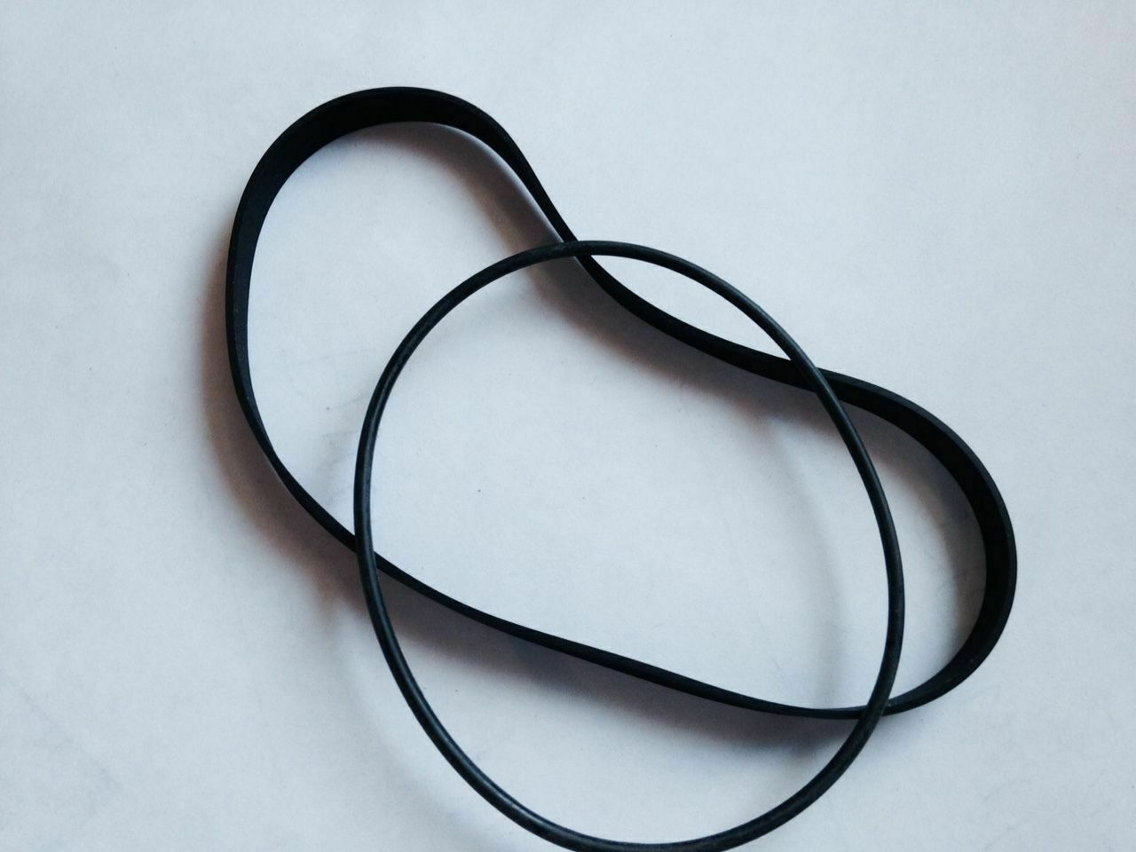2-New-Replacement-Belts-for-use-with-Technics-RS-M10-Stereo-Cassette-Deck-134202743915 *2 New Replacement Belts* for use with Technics RS-M10 Stereo Cassette Deck - Image 1